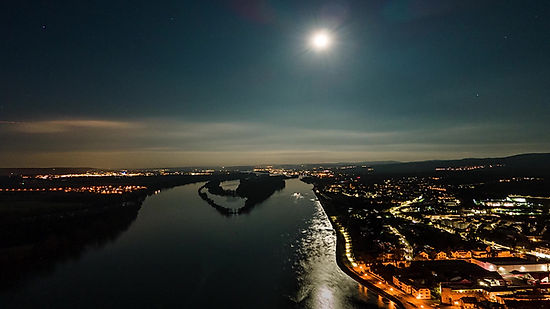 Rhein bei Nacht und Vollmond